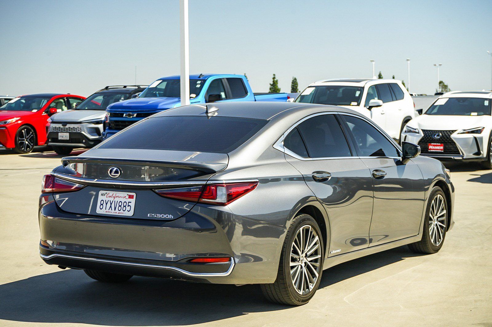 Used 2022 Lexus ES 300h w/ Premium Package FWD image 7