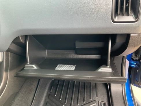 Used 2018 Chevrolet Colorado Z71 AWD/4WD image 38