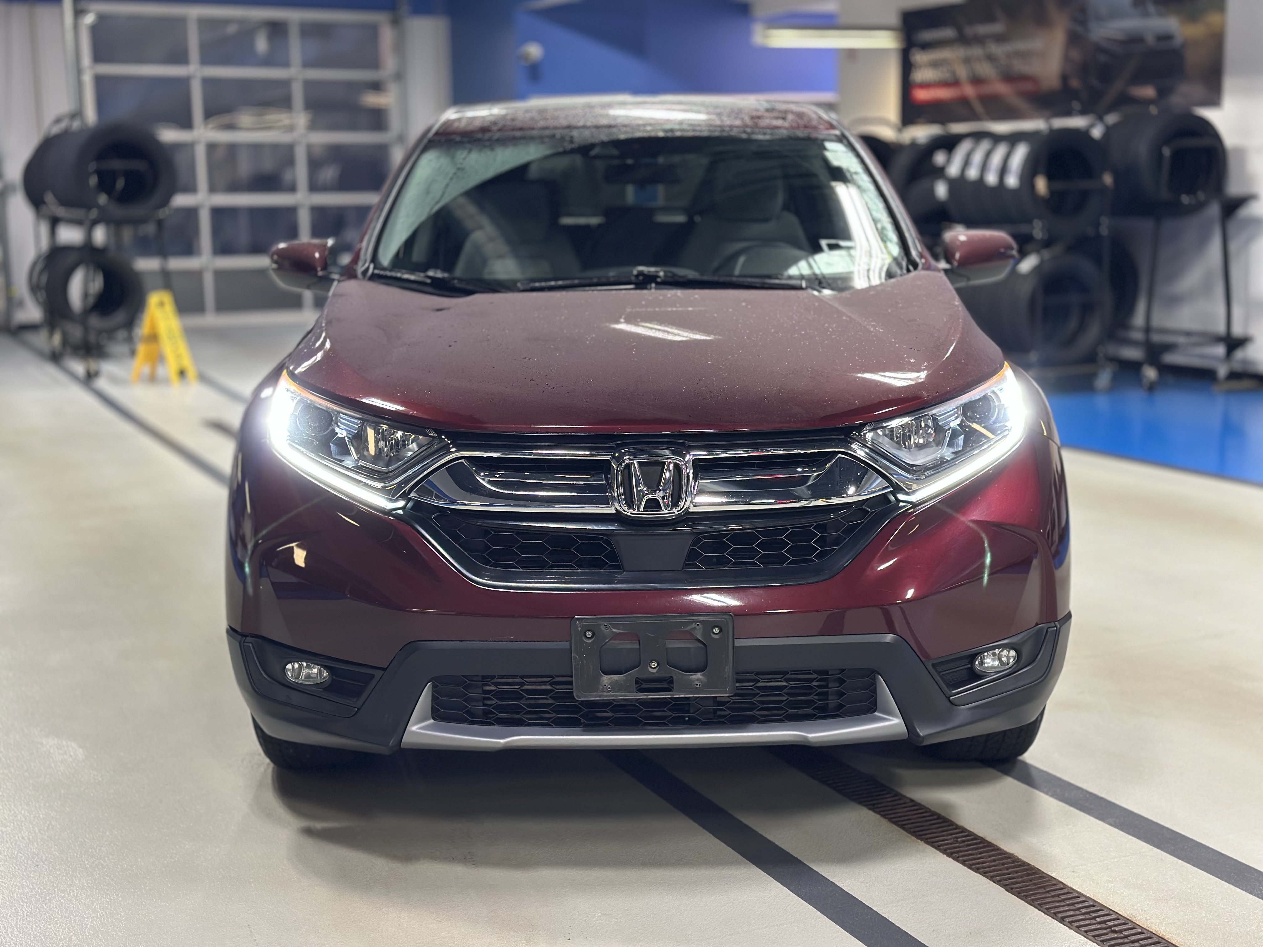Used 2019 Honda CR-V EX image 2