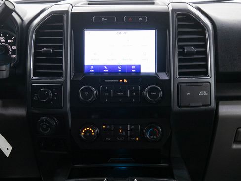 Used 2019 Ford F150 XLT w/ Equipment Group 302A Luxury AWD/4WD image 15