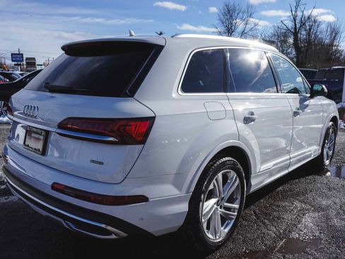 Used 2023 Audi Q7 3.0T Premium w/ Convenience Package image 5