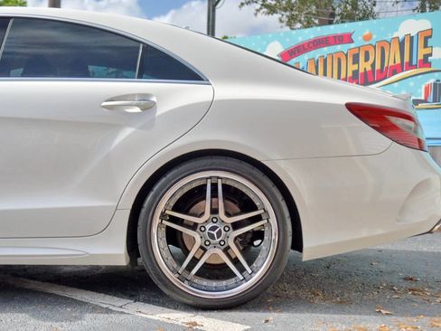 Used 2015 Mercedes-Benz CLS 400 image 9
