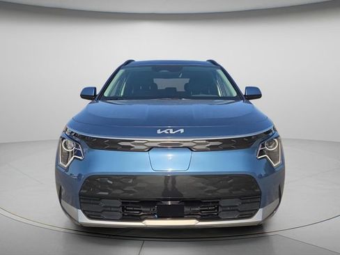 Used 2023 Kia Niro Wind FWD image 4