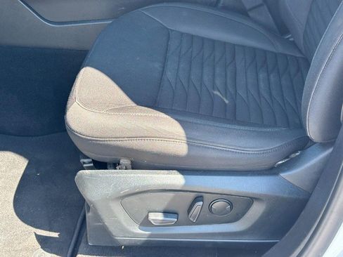 Used 2020 Ford Explorer XLT AWD/4WD image 18