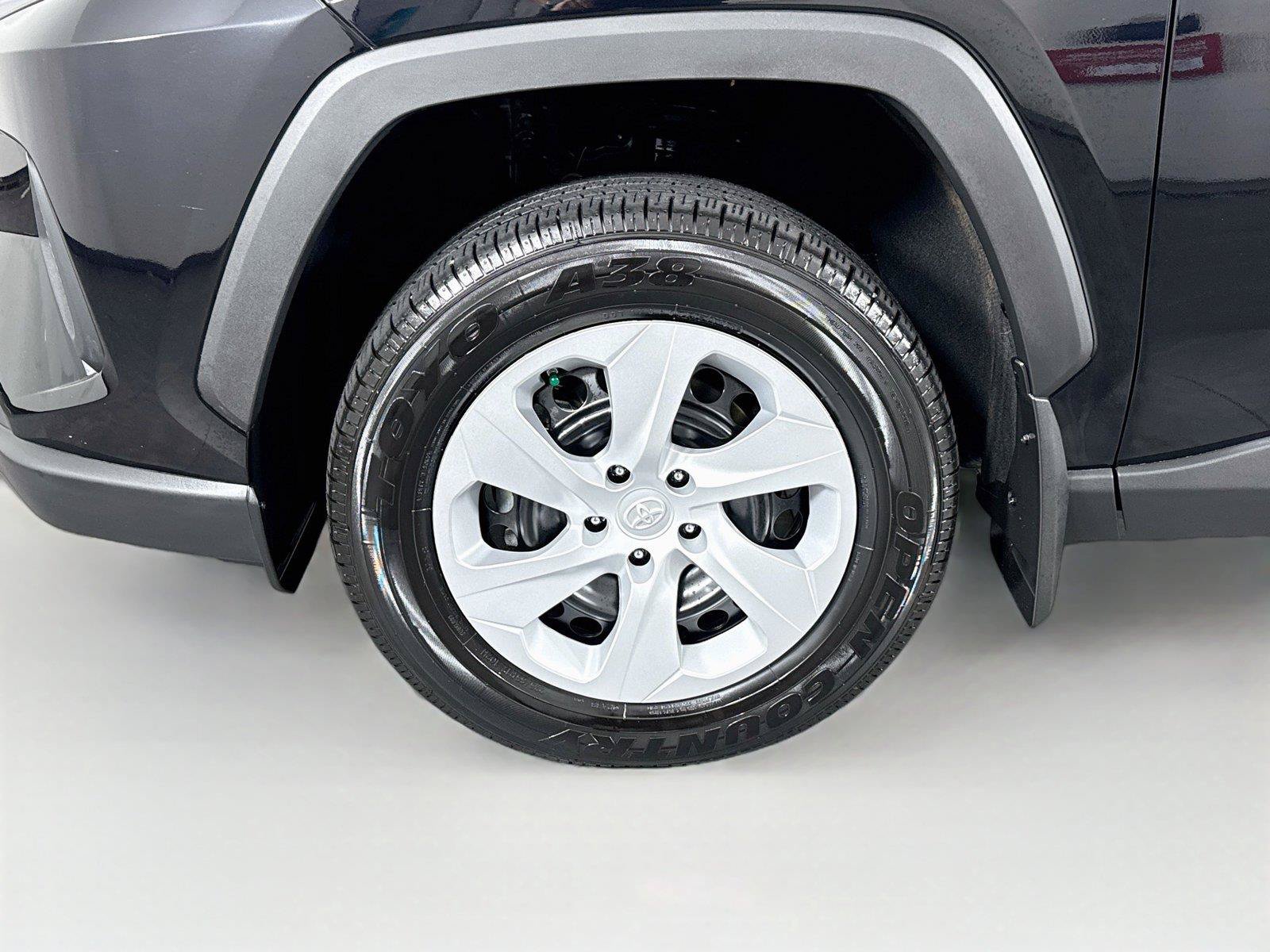 Certified 2025 Toyota RAV4 LE FWD image 40
