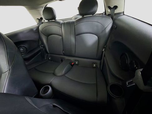 Used 2019 MINI Cooper 2-Door Hardtop w/ Signature Upholstery Package FWD image 26