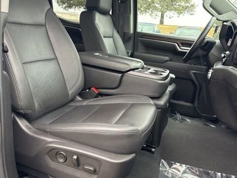 Used 2025 GMC Sierra 1500 SLT image 37