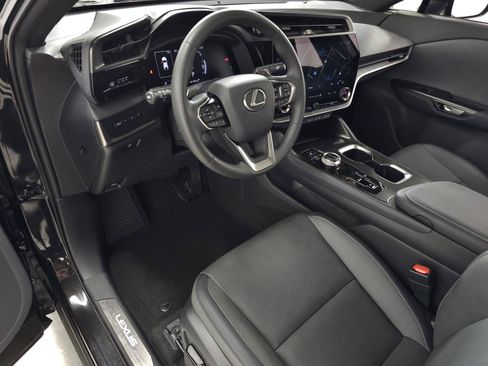 Certified 2025 Lexus RZ 300e w/ Accessory Package (2T) FWD image 15