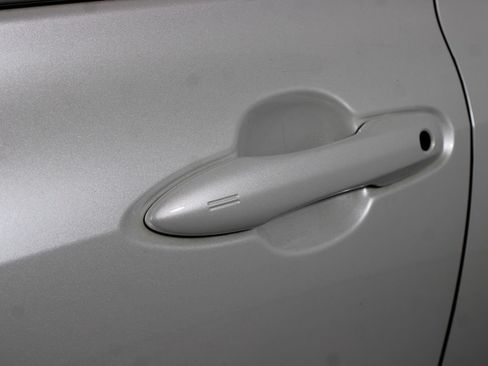 Used 2023 Toyota Mirai w/ Advanced Technology Package RWD image 40