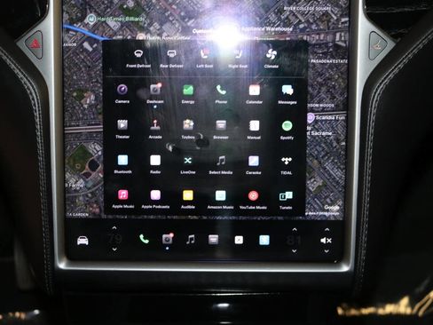 Used 2018 Tesla Model X 75D image 58