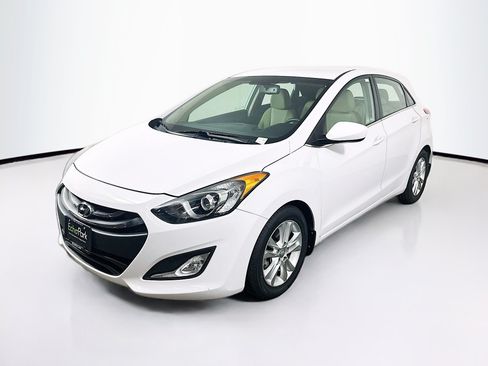 Used 2013 Hyundai Elantra GT FWD image 3