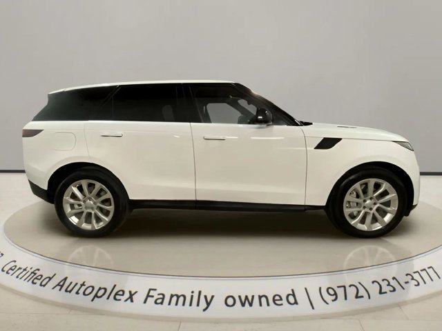 Used 2025 Land Rover Range Rover Sport SE AWD/4WD image 6