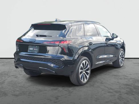 New 2026 Audi Q3 quattro 2.0T AWD/4WD image 4
