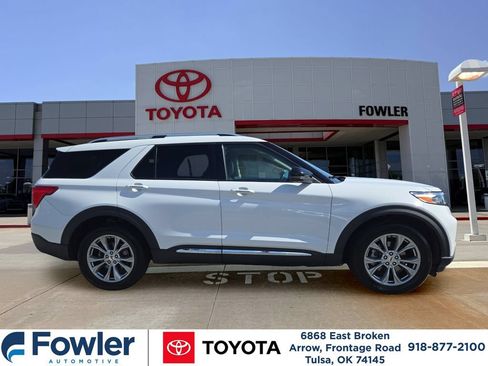 Used 2021 Ford Explorer Limited AWD/4WD image 6