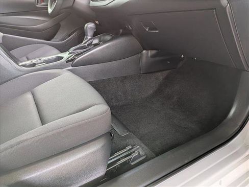 Used 2025 Toyota Corolla LE w/ Convenience Package FWD image 15