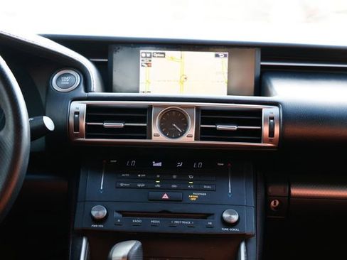 Used 2015 Lexus IS 350 image 33