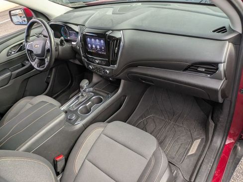 Used 2021 Chevrolet Traverse LT w/ LPO, Floor Liner Package image 26