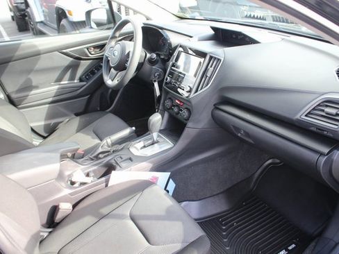 Used 2019 Subaru Impreza 2.0i image 30