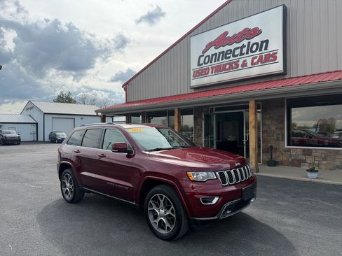 Used 2018 Jeep Grand Cherokee Limited image 1