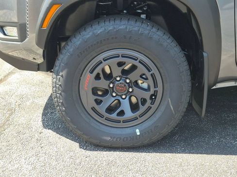New 2026 Nissan Frontier PRO-4X w/ Pro Premium Package AWD/4WD image 13