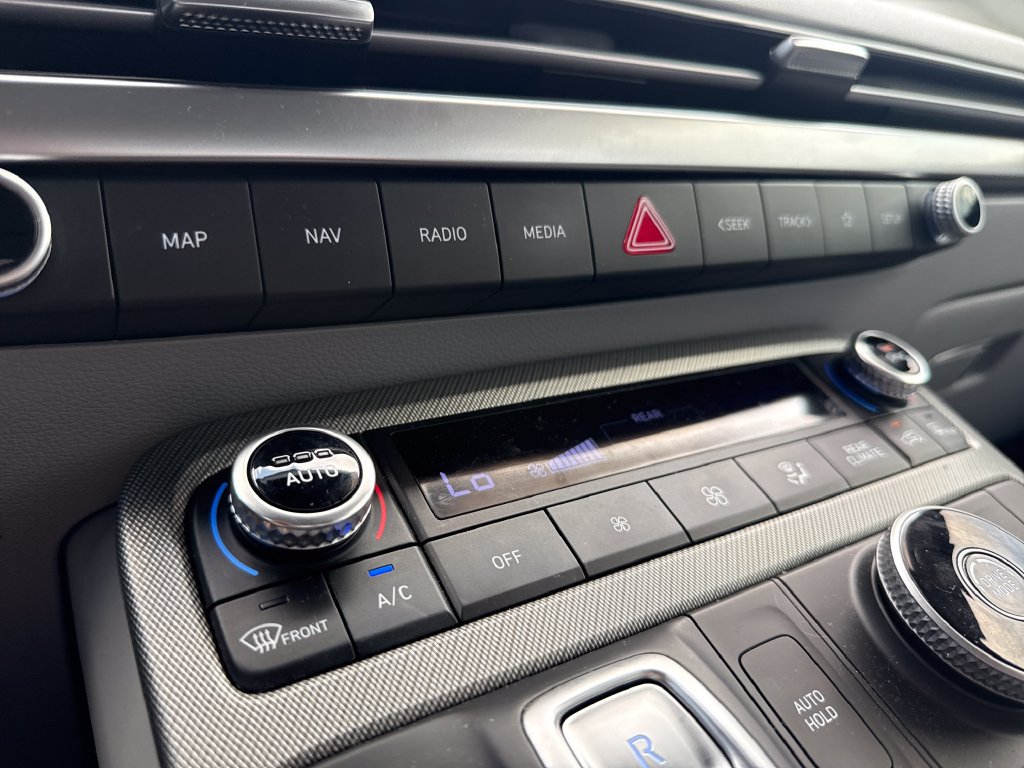 Used 2025 Hyundai Palisade SEL FWD image 35
