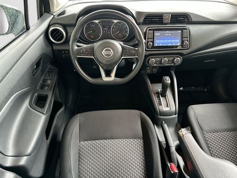 Used 2022 Nissan Versa S image 20