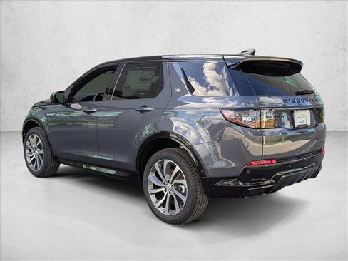 New 2025 Land Rover Discovery Sport Dynamic SE image 9