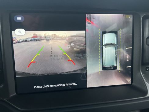 New 2025 Ford Bronco Badlands image 18