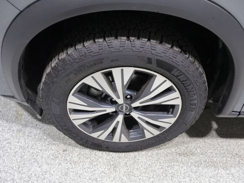 Used 2023 Nissan Rogue SV AWD/4WD image 10