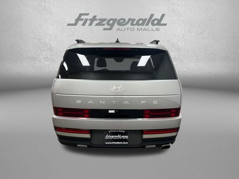 Used 2024 Hyundai Santa Fe Limited image 4