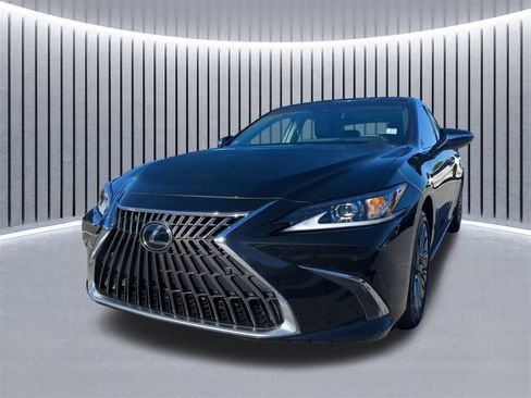 Used 2024 Lexus ES 350 Luxury image 9