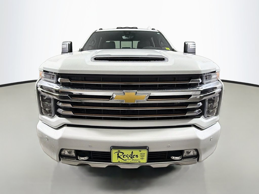 Used 2022 Chevrolet Silverado 3500 High Country w/ Z71 Off-Road Package AWD/4WD image 2