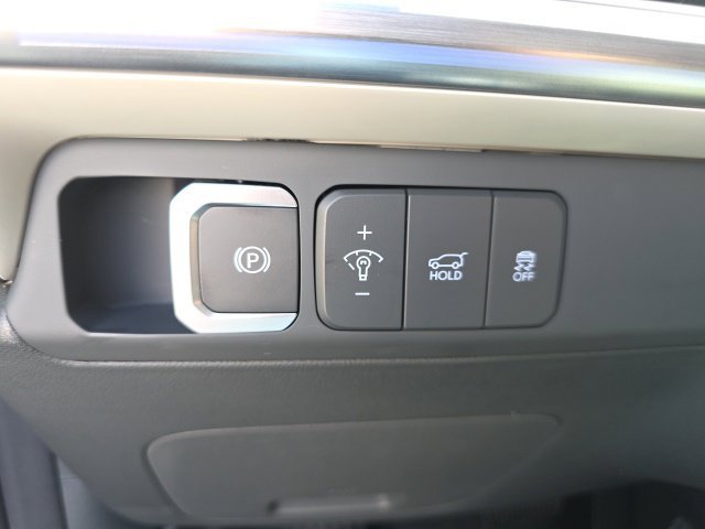 Certified 2024 Hyundai Santa Fe Limited FWD image 13
