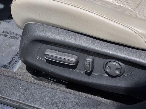Used 2025 Honda Accord Touring image 16