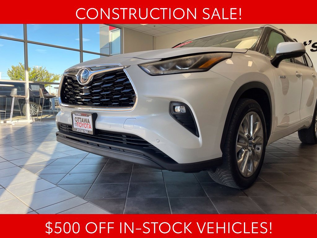 Used 2020 Toyota Highlander Limited FWD image 19