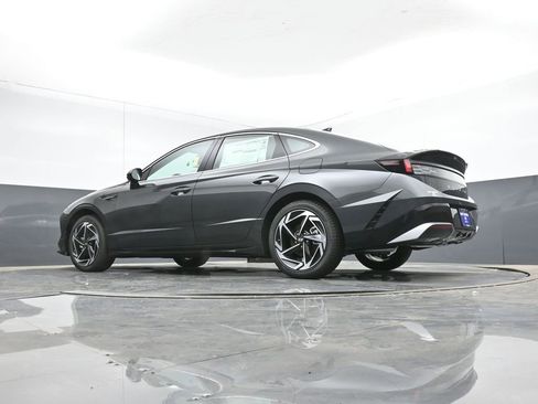 New 2026 Hyundai Sonata SEL FWD image 12