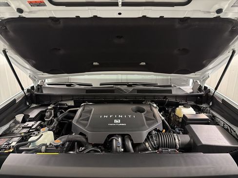 Certified 2026 INFINITI QX80 Luxe w/ Exterior Package AWD/4WD image 37
