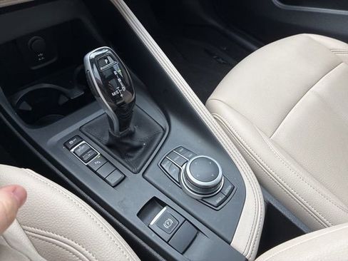 Used 2021 BMW X1 sDrive28i w/ Premium Package image 18