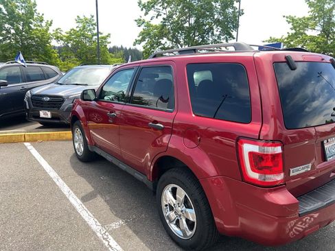 Used 2012 Ford Escape XLT AWD/4WD image 3