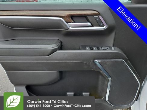 Used 2023 GMC Sierra 1500 Elevation AWD/4WD image 14