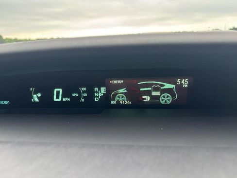 Used 2010 Toyota Prius Five FWD image 14