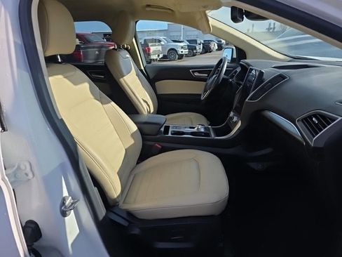 Used 2022 Ford Edge SEL image 9