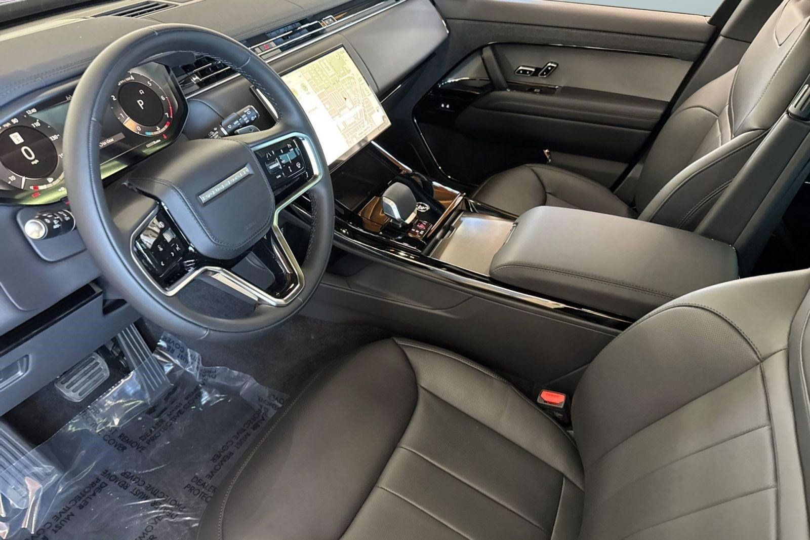 New 2026 Land Rover Range Rover Sport SE AWD/4WD image 4