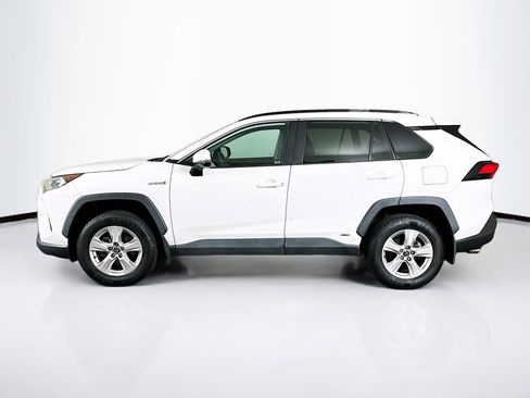 Used 2020 Toyota RAV4 XLE w/ All Weather Liner Package AWD/4WD image 4