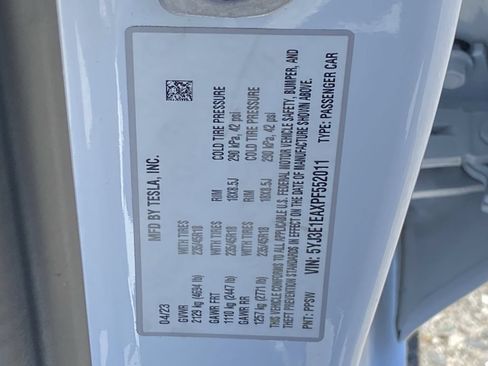 Used 2023 Tesla Model 3 Standard Range RWD image 30