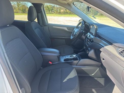 Used 2025 Ford Escape Active image 23