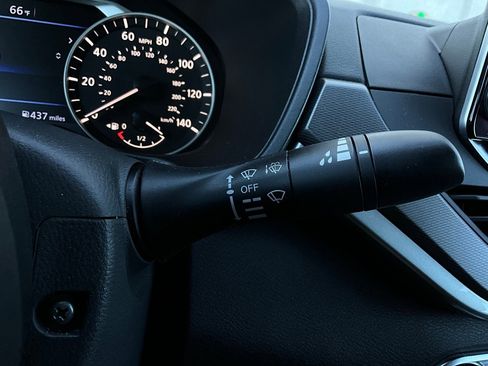 Used 2025 Nissan Altima 2.5 SR image 35