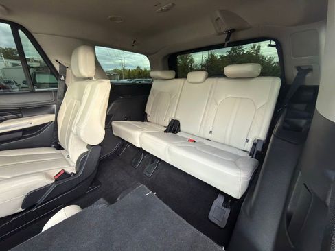 Used 2019 Ford Expedition Platinum AWD/4WD image 8