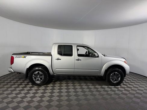Used 2018 Nissan Frontier PRO-4X AWD/4WD image 5