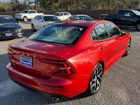 Used 2019 Volvo S60 T5 Momentum w/ Premium Package image 7
